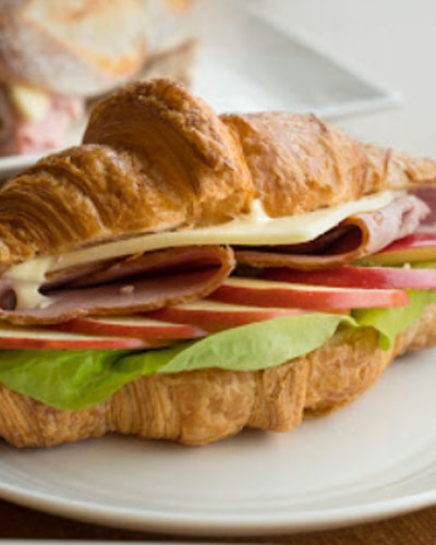 Hindi Füme Kruvasan görseli