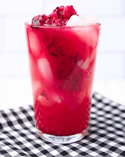 Mango Dragonfruit Refresher görseli