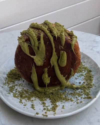 Pistachio Roll görseli